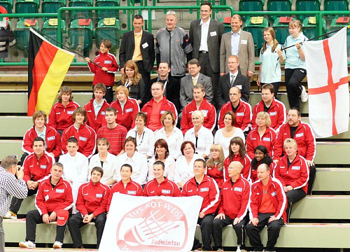 Das Helferteam beim Badminton-Länderspiel Deutschland - England in Wuppertal, Foto: Frank Kossiski