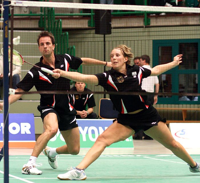 Birgit Overzier und Kristof Hopp beim Badminton-Länderspiel Deutschland - England in Wuppertal, Foto: Frank Kossiski