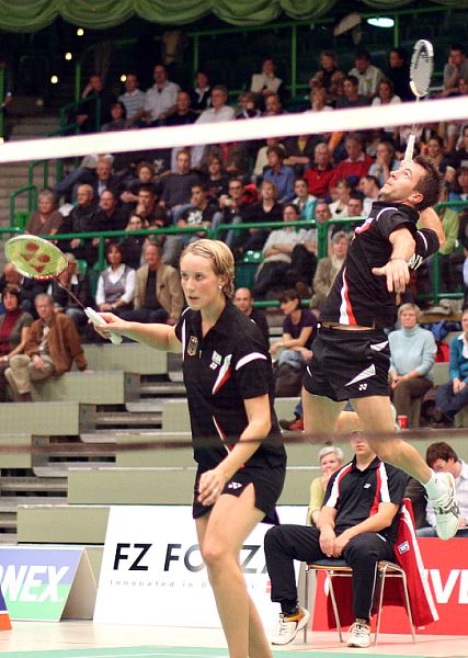 Birgit Overzier und Kristof Hopp beim Badminton-Länderspiel Deutschland - England in Wuppertal, Foto: Frank Kossiski