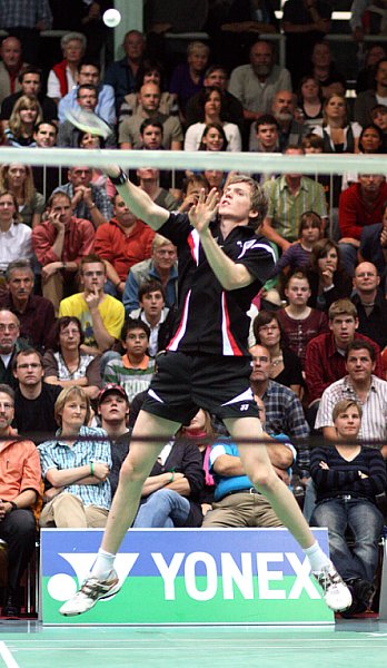 Johannes Schöttler beim Badminton-Länderspiel Deutschland - England in Heilbronn, Foto: Frank Kossiski