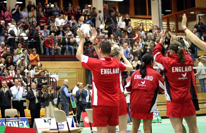 Englische Nationalmannschaft beim Badminton-Länderspiel Deutschland - England in Erlangen, Foto: Frank Kossiski
